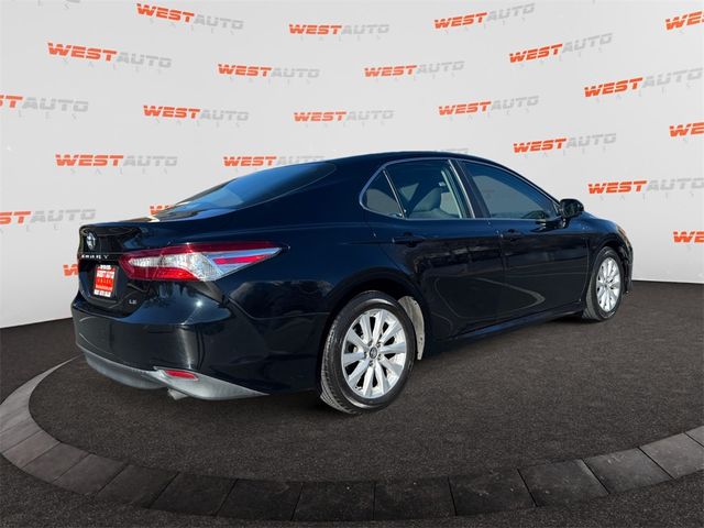 2018 Toyota Camry LE