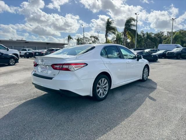 2018 Toyota Camry LE