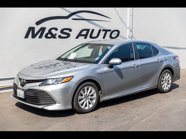 2018 Toyota Camry LE