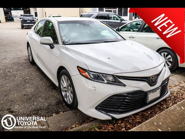 2018 Toyota Camry LE