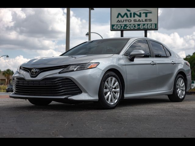 2018 Toyota Camry LE