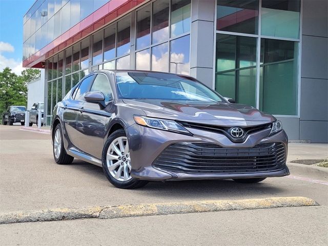 2018 Toyota Camry LE