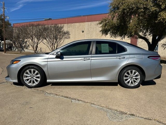 2018 Toyota Camry LE