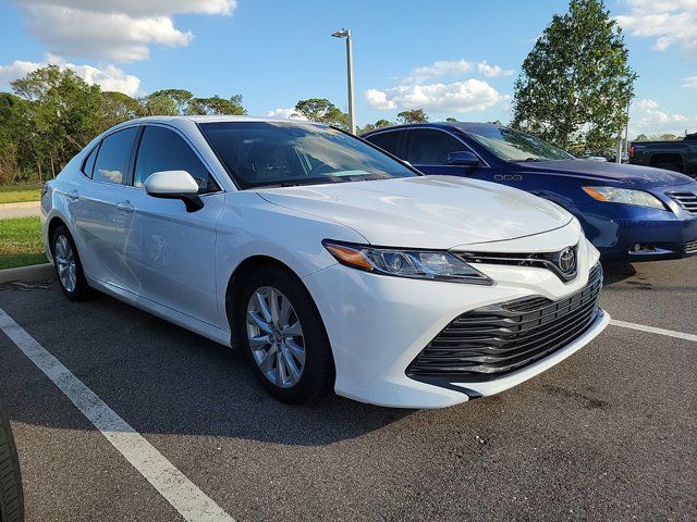 2018 Toyota Camry LE