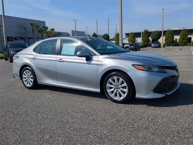 2018 Toyota Camry LE