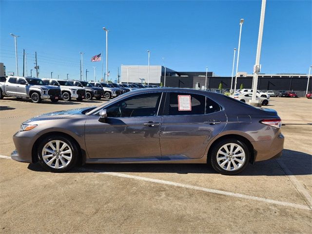 2018 Toyota Camry LE