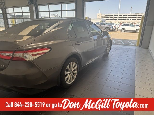 2018 Toyota Camry LE