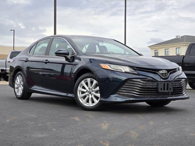 2018 Toyota Camry LE