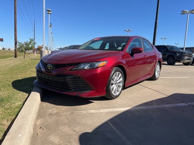 2018 Toyota Camry LE