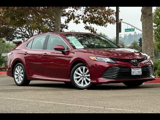 2018 Toyota Camry LE