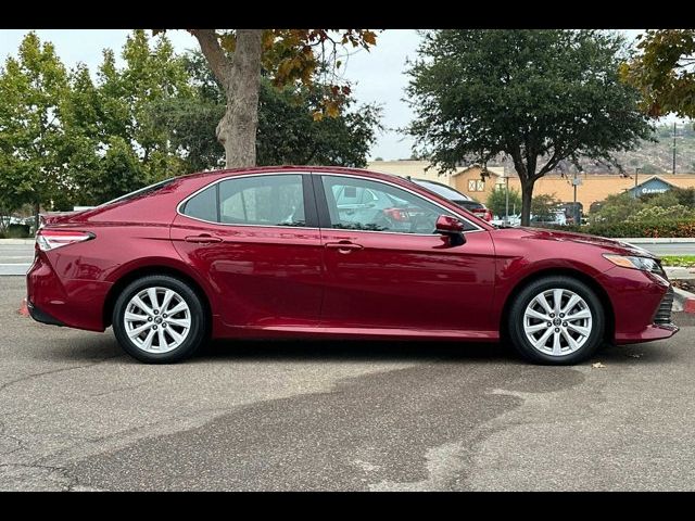 2018 Toyota Camry LE