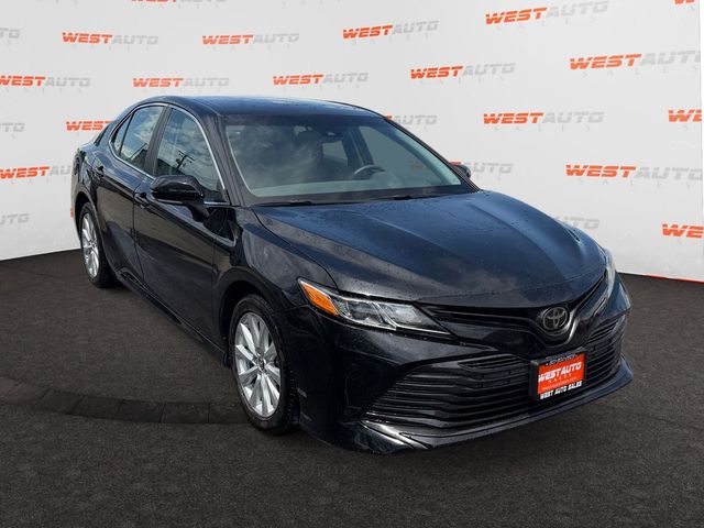 2018 Toyota Camry LE