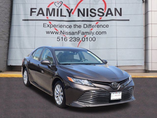 2018 Toyota Camry LE