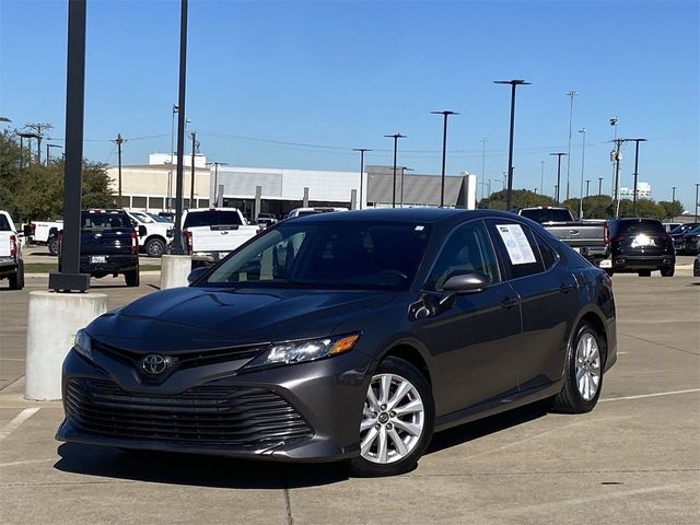 2018 Toyota Camry LE