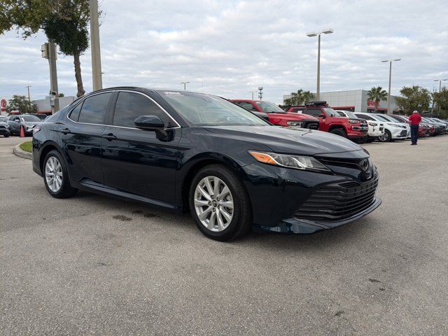 2018 Toyota Camry LE