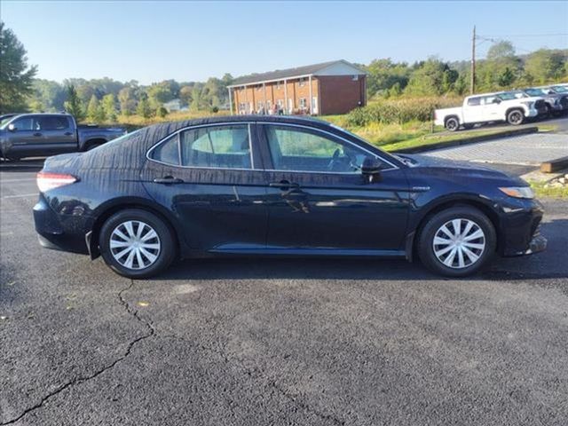 2018 Toyota Camry Hybrid LE