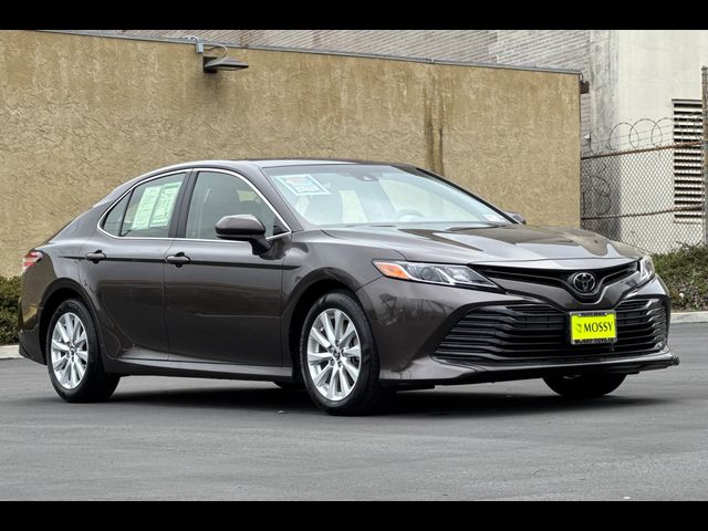 2018 Toyota Camry LE