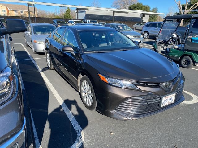 2018 Toyota Camry LE