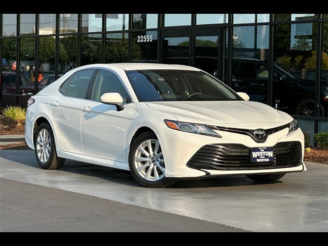 2018 Toyota Camry LE