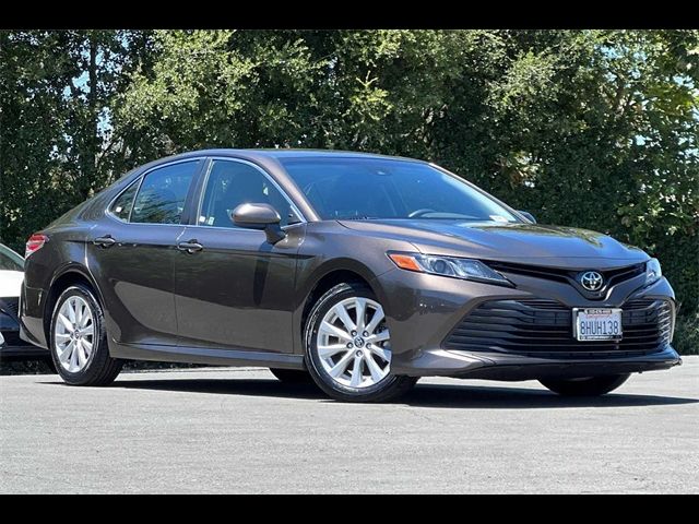 2018 Toyota Camry LE