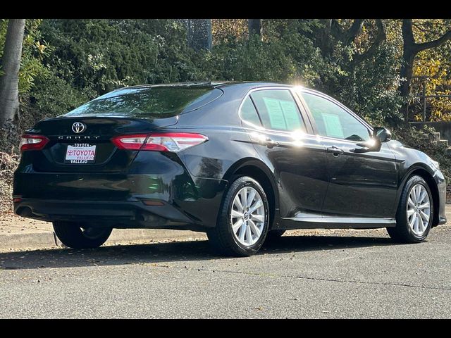 2018 Toyota Camry LE