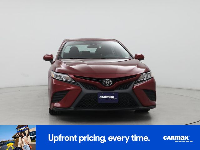 2018 Toyota Camry SE