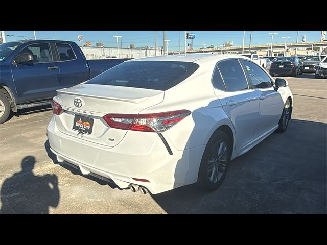 2018 Toyota Camry SE