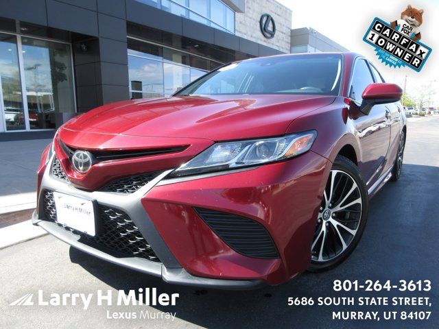 2018 Toyota Camry SE