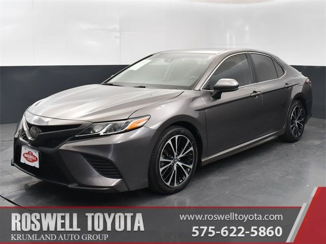 2018 Toyota Camry SE