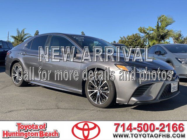 2018 Toyota Camry SE