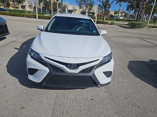 2018 Toyota Camry SE