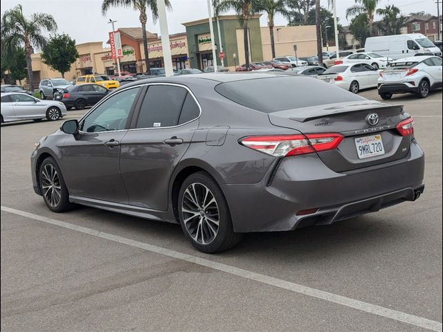 2018 Toyota Camry SE