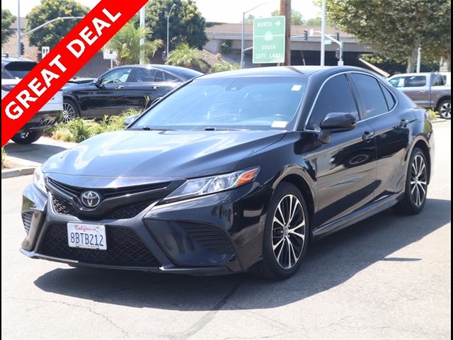 2018 Toyota Camry SE