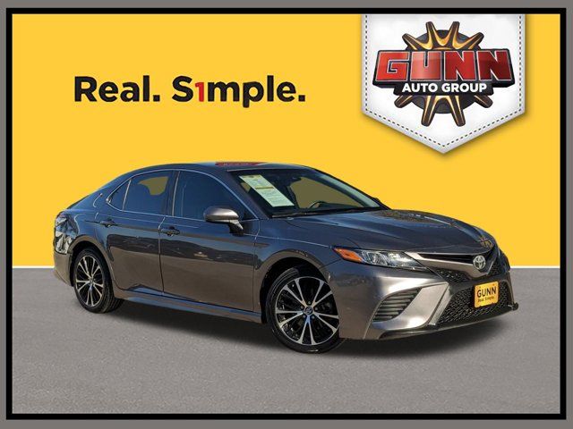 2018 Toyota Camry SE