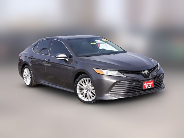 2018 Toyota Camry SE