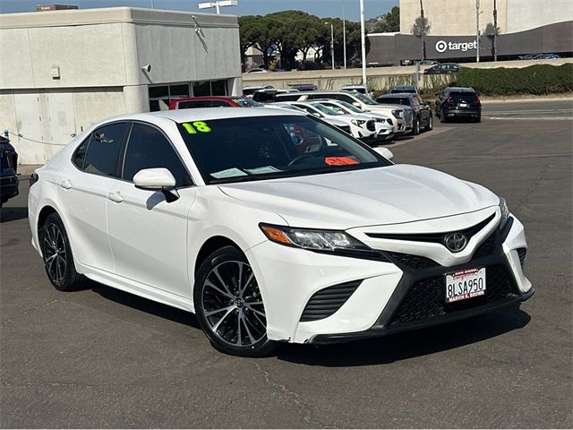 2018 Toyota Camry SE