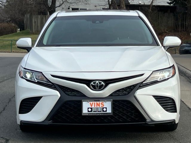 2018 Toyota Camry SE