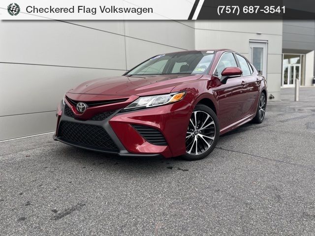 2018 Toyota Camry SE