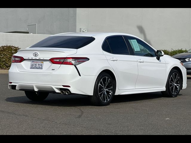 2018 Toyota Camry SE