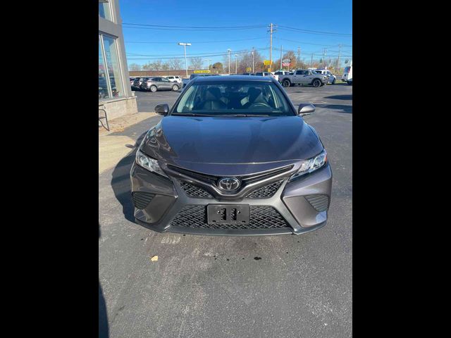 2018 Toyota Camry SE