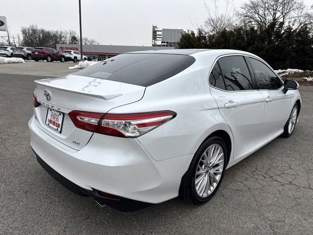 2018 Toyota Camry SE