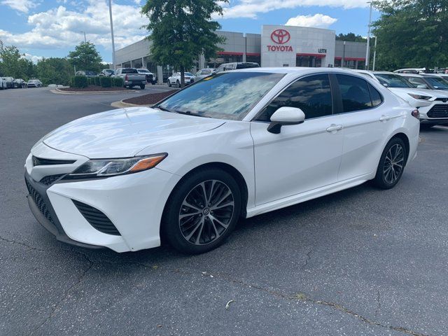 2018 Toyota Camry SE