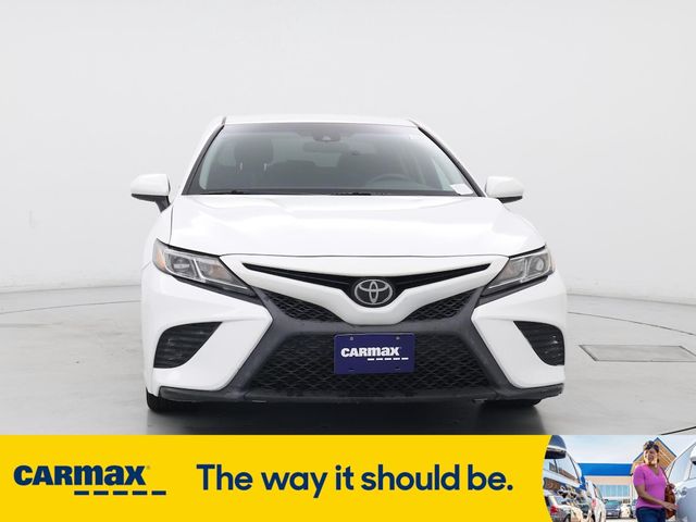 2018 Toyota Camry SE