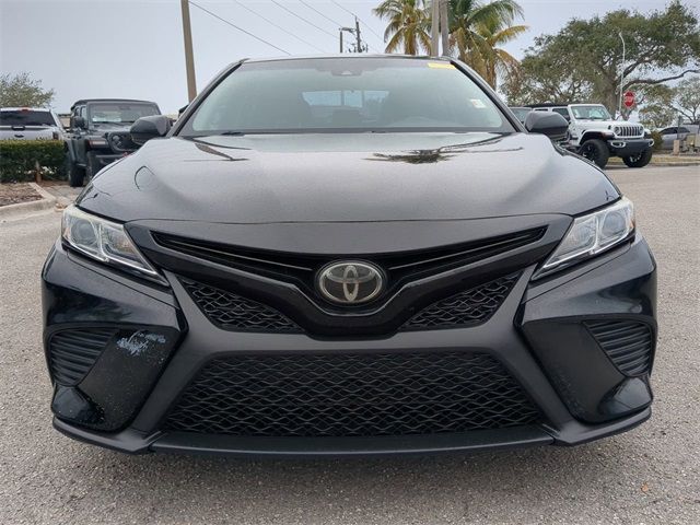 2018 Toyota Camry SE