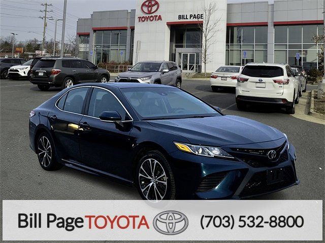 2018 Toyota Camry SE