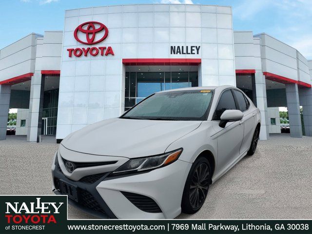 2018 Toyota Camry SE