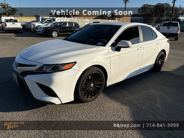 2018 Toyota Camry SE