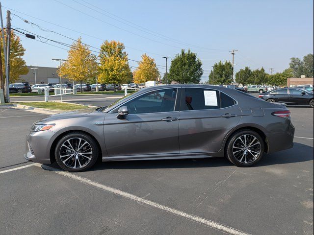 2018 Toyota Camry Hybrid SE