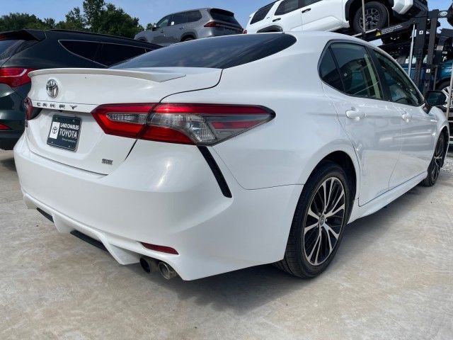 2018 Toyota Camry SE