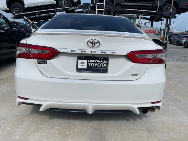 2018 Toyota Camry SE